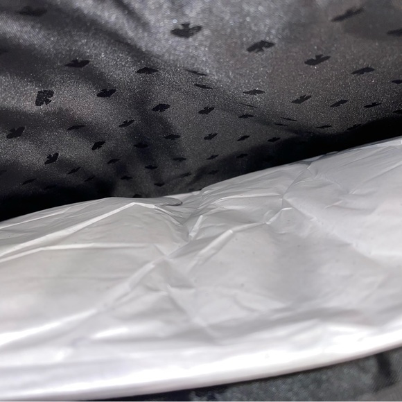 Kate spade Minnie universal laptop sleeve Disney multi mickey - Picture 3 of 5